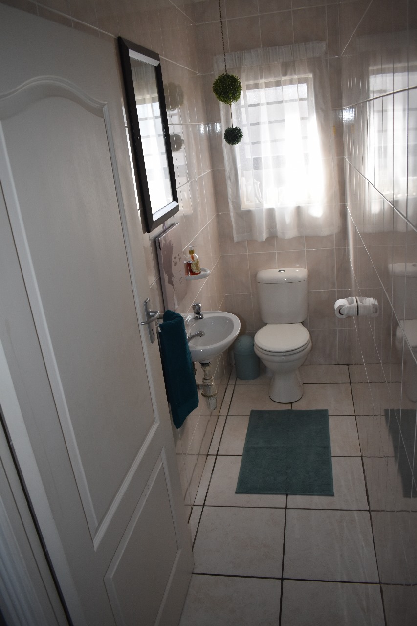 3 Bedroom Property for Sale in Bodorp Western Cape